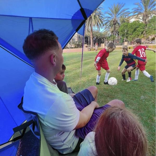 Toldo deportivo para 3 a 4 personas, protección contra la lluvia o el sol, refugio grande para el clima, fútbol, fútbol, sóftbol y otros eventos deportivos y desfiles. Fácil de instalar - Imagen 4
