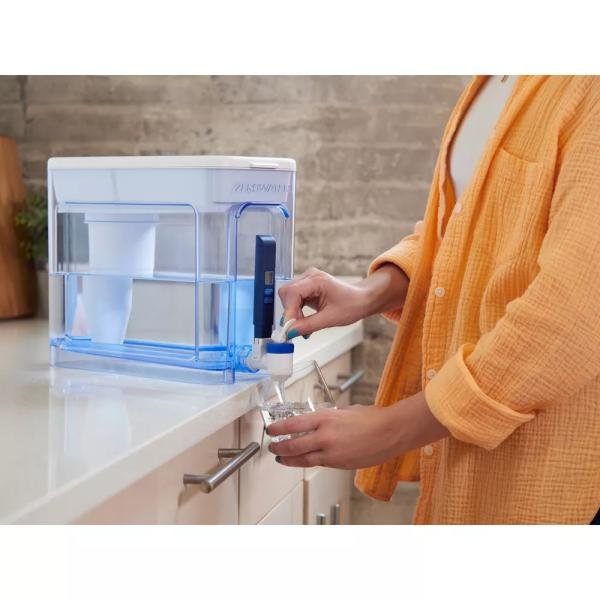Dispensador de agua filtrada Zerowater de 32 tazas, listo para usar - Imagen 4