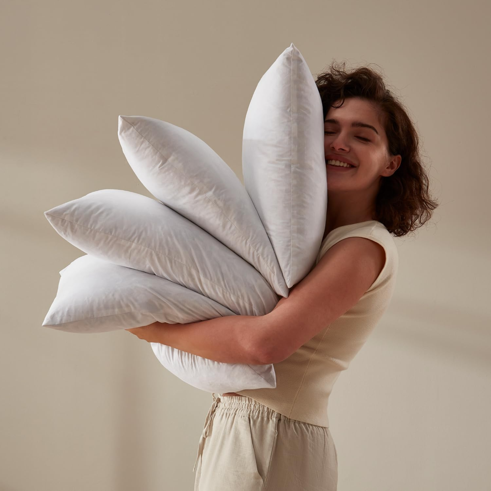 Inserto de almohada de plumas, cuadrado suave y esponjoso de 26 x 26 pulgadas, inserto decorativo para almohada, almohadas de plumas y plumón estilo europeo para cama, sofá y cojín - Imagen 3