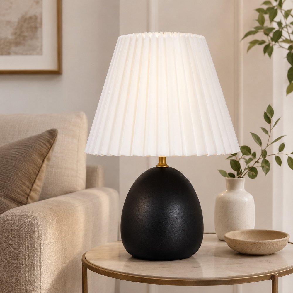Lámpara decorativa para mesa de noche, diseño elegante y compacto. Ideal para dar luz cálida y decorar dormitorios, salas u oficinas.